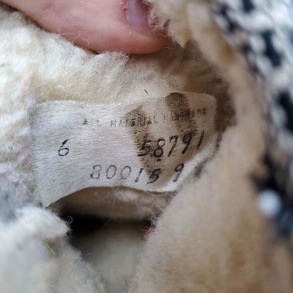 Vintage 70s Hippie Gray Faux Fur Black Sherpa Lined Lace-up Boho Ankle Boots 6 - Picture 7 of 9